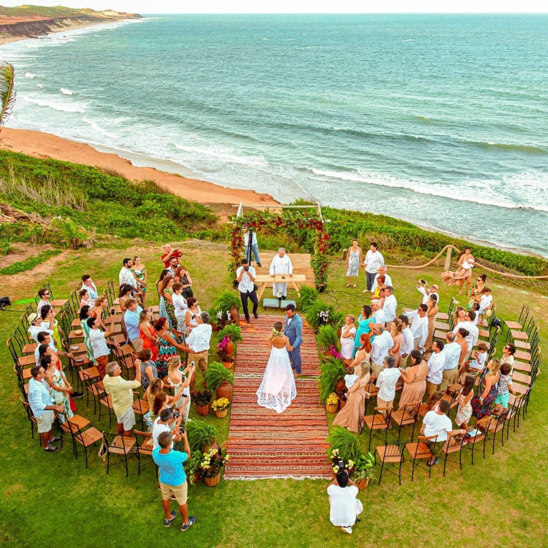Casamento na praia de Sibauma, Pipa Rio grande do Norte no hotel KIlombo Villas.