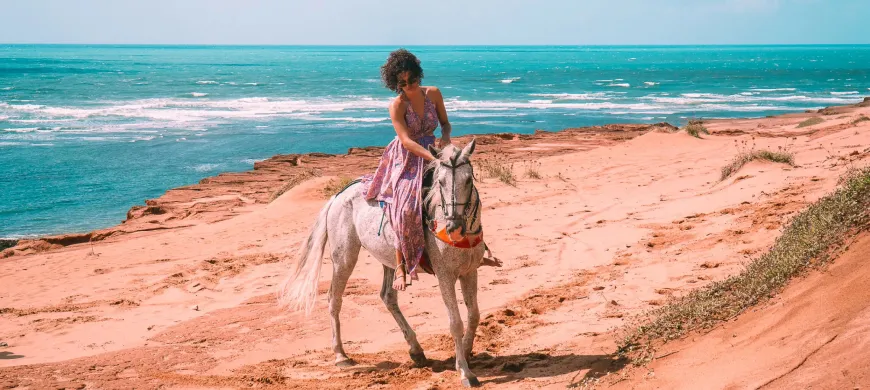 Kilombo Villlas: Repleto de experiências para desconectar e relaxar no Nordeste brasileiro. A paradisíaca Praia de Sibaúma, RN, encanta com mar, dunas, falésias e areias cobreadas. O Kilombo Villas, desde 2007, foca na natureza e sustentabilidade.